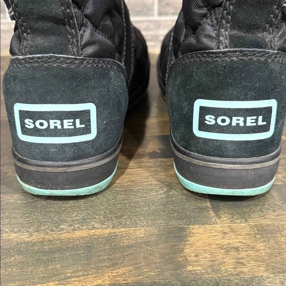 Sorel Glacy Explorer Shortie Boot Black and Mint Size‎ 7.5